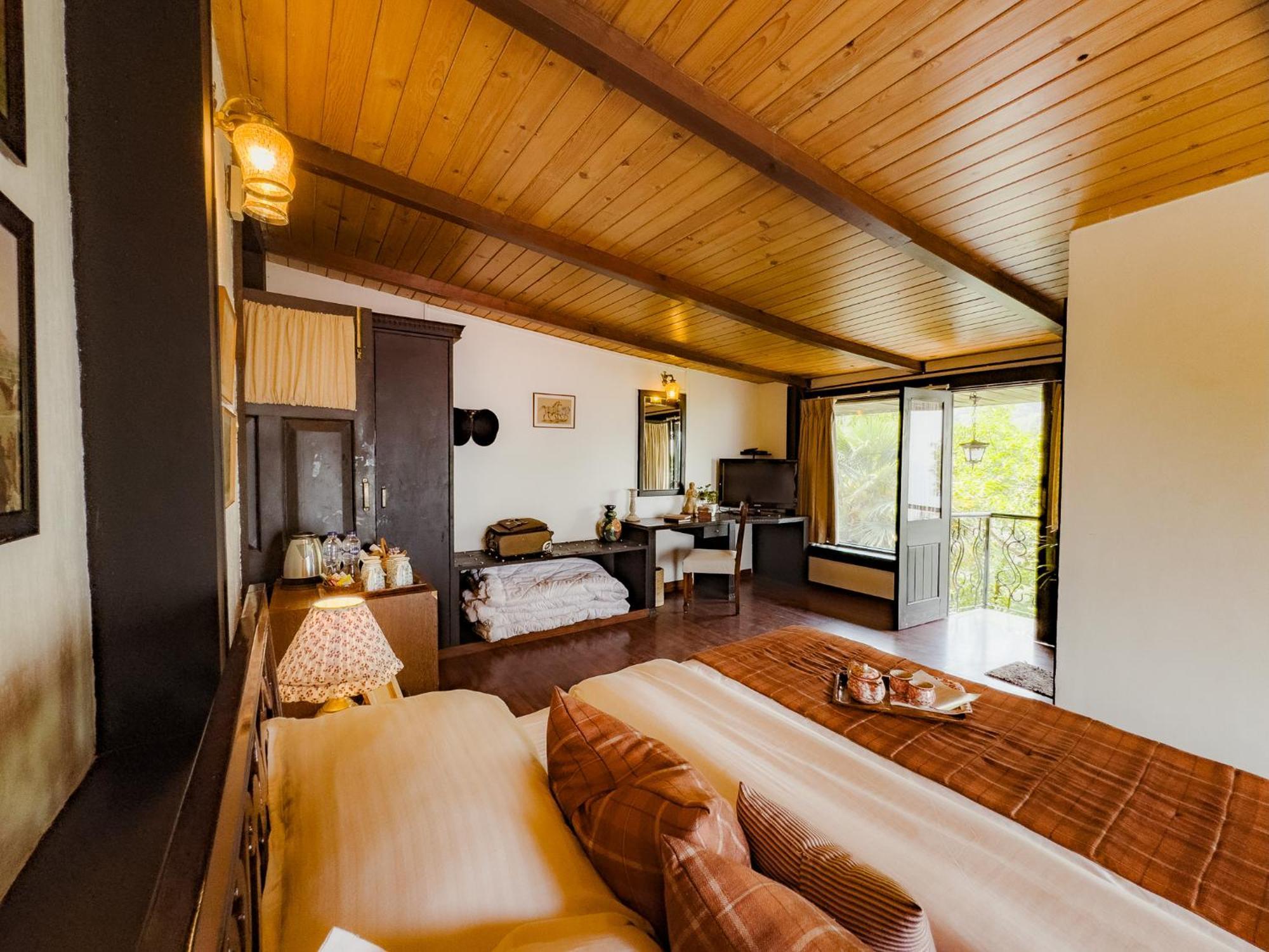 Ilbert Manor Hotel Mussoorie Exterior photo